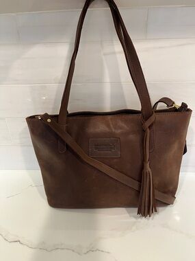 Parker Clay Eden Carryall Distressed Leather Tote Bag in Rust Brown